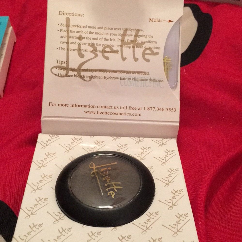 Jane iredale eyebrow kit🎀🌸